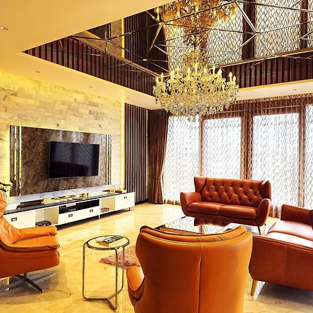 The Pentouz On 100 Feet Road Indiranagar - An Urban Luxury Retreat Apartment Bangalore Exterior photo