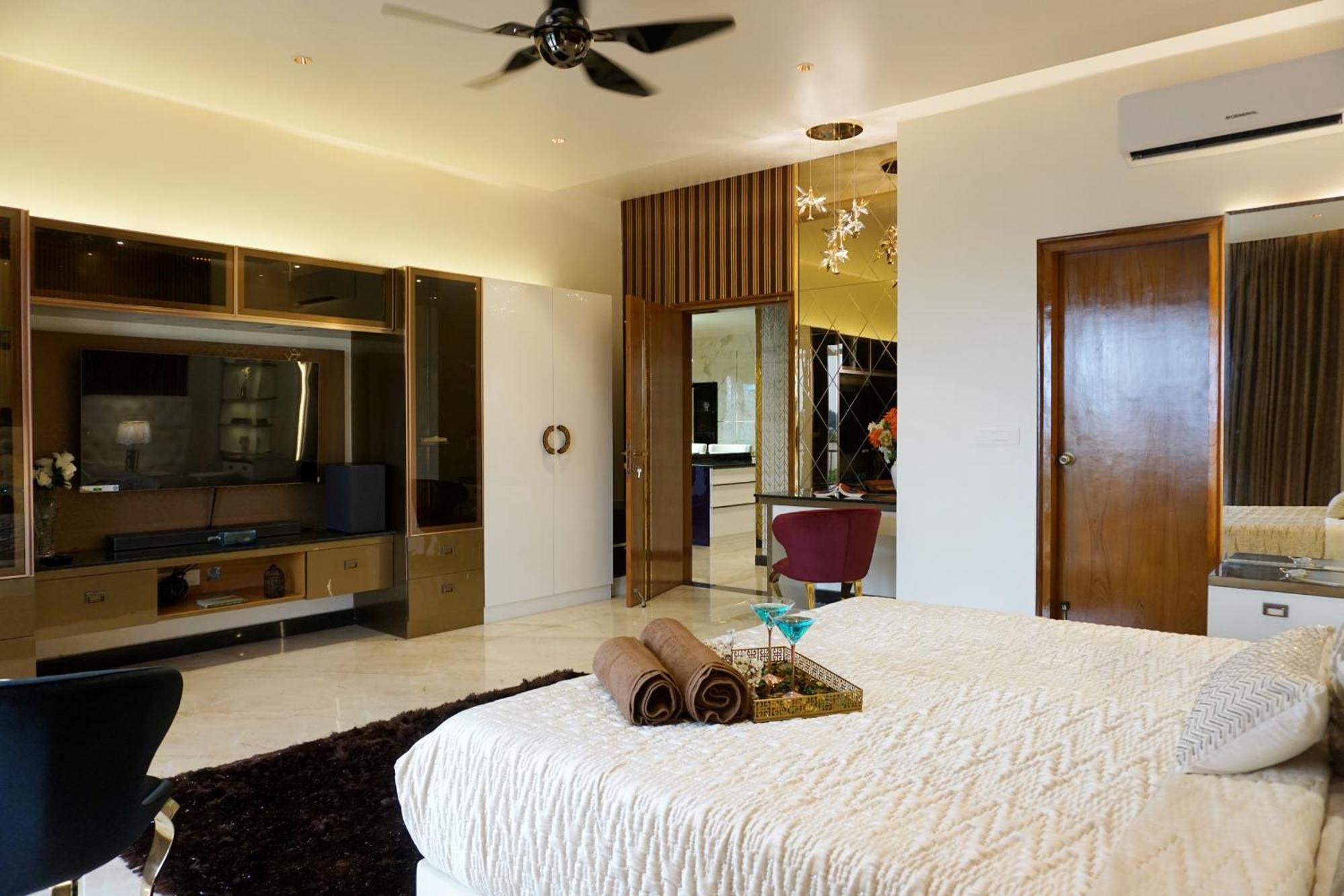 The Pentouz On 100 Feet Road Indiranagar - An Urban Luxury Retreat Apartment Bangalore Exterior photo