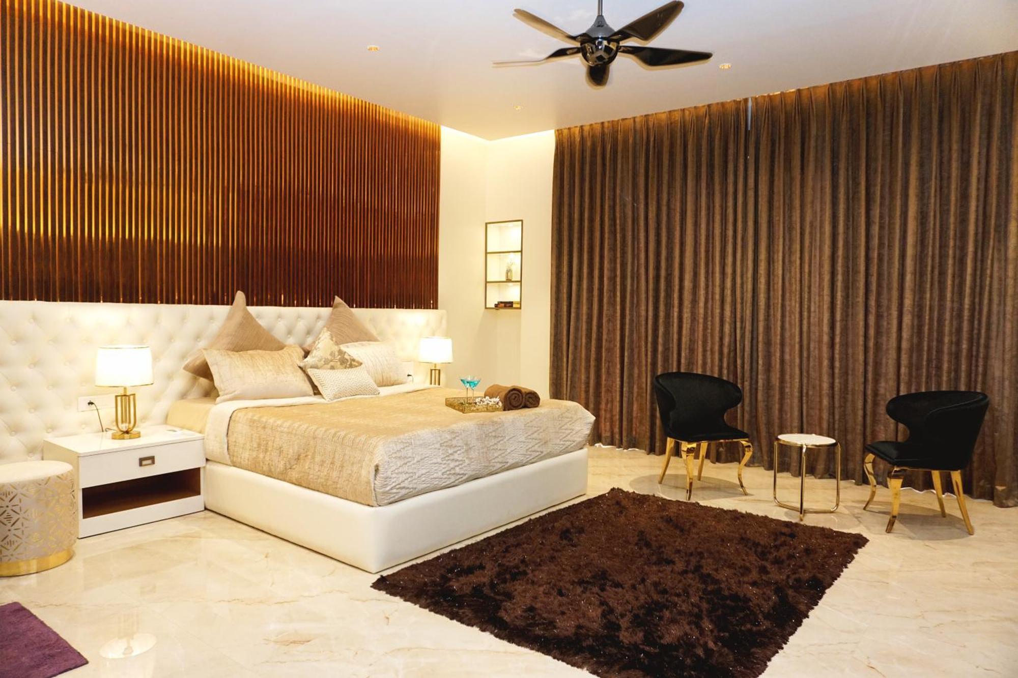 The Pentouz On 100 Feet Road Indiranagar - An Urban Luxury Retreat Apartment Bangalore Exterior photo